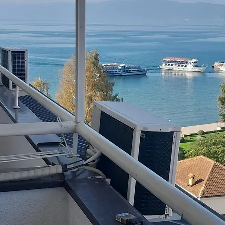 Apartman Edina Ohrid Exterior photo